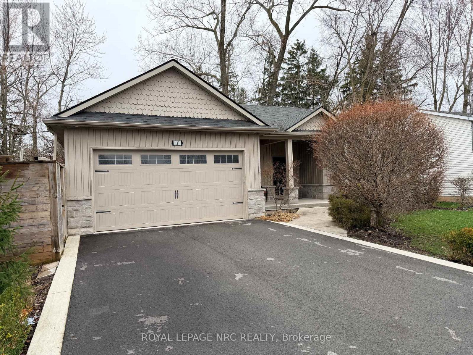 117 Burleigh Road N, Fort Erie, Ontario  L0S 1N0 - Photo 2 - X12956710