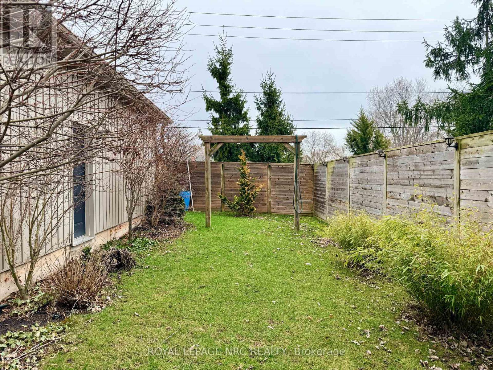 117 Burleigh Road N, Fort Erie, Ontario  L0S 1N0 - Photo 48 - X12956710