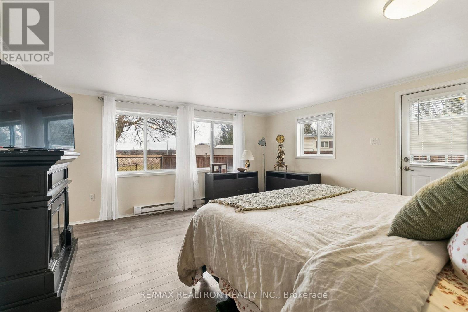 10 Pinecrest Circle, Innisfil, Ontario  L0L 1L0 - Photo 20 - N12956708