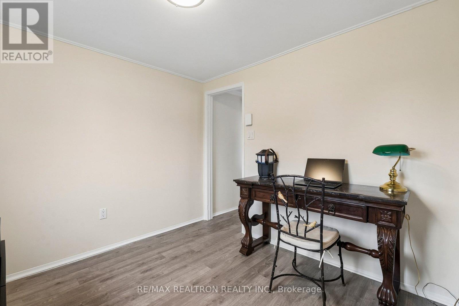 10 Pinecrest Circle, Innisfil, Ontario  L0L 1L0 - Photo 23 - N12956708