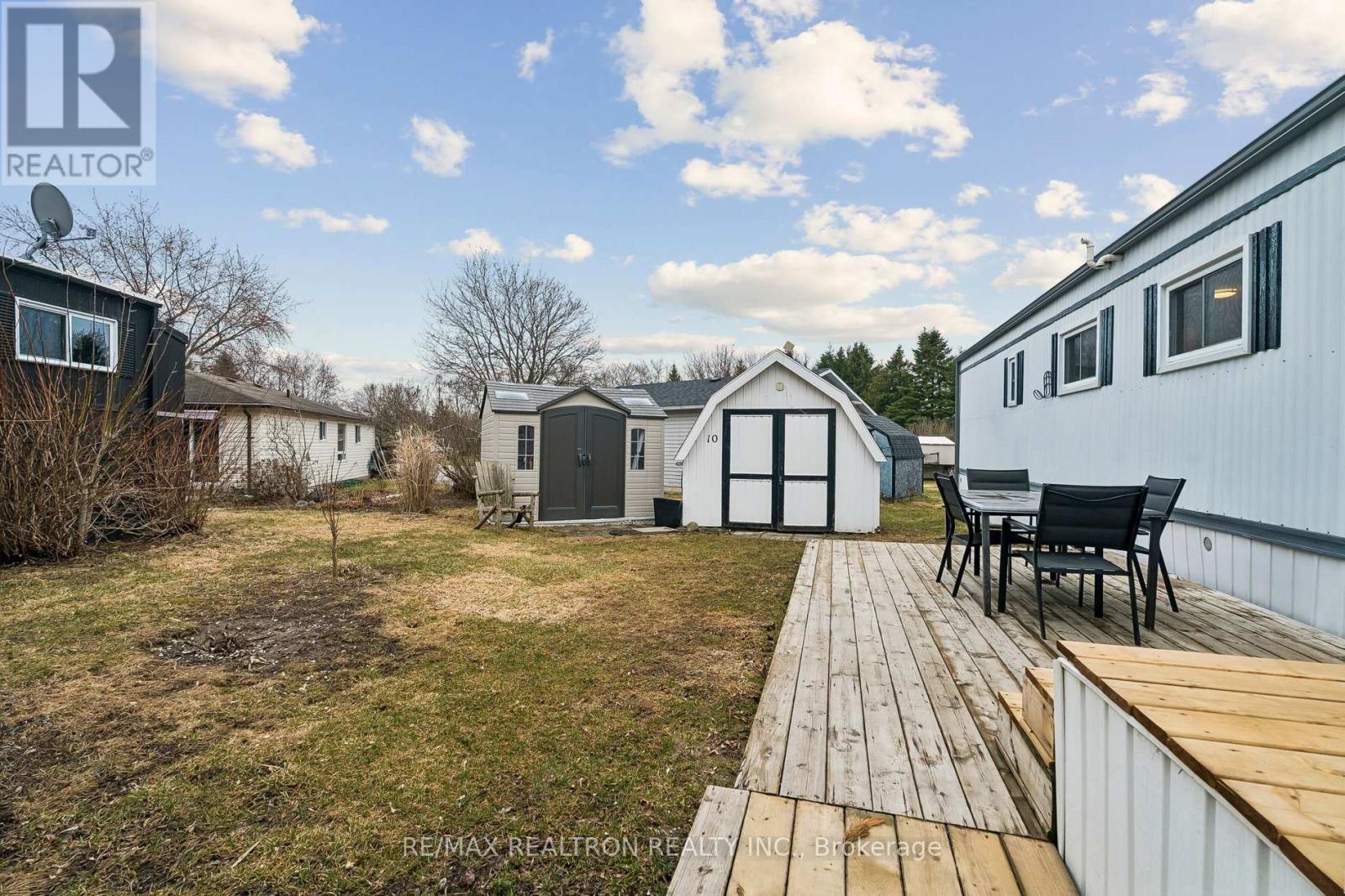 10 Pinecrest Circle, Innisfil, Ontario  L0L 1L0 - Photo 37 - N12956708