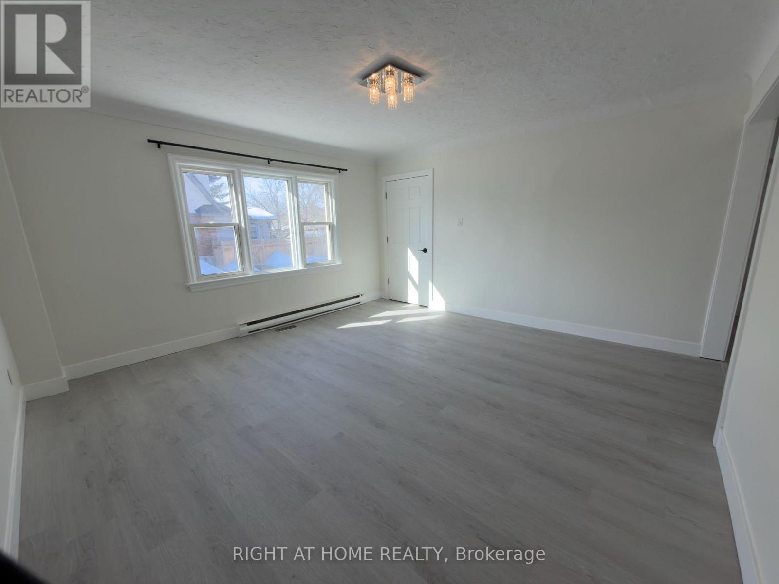 55 Glendale Avenue S, Ottawa, Ontario  K1S 1W3 - Photo 18 - X12873522