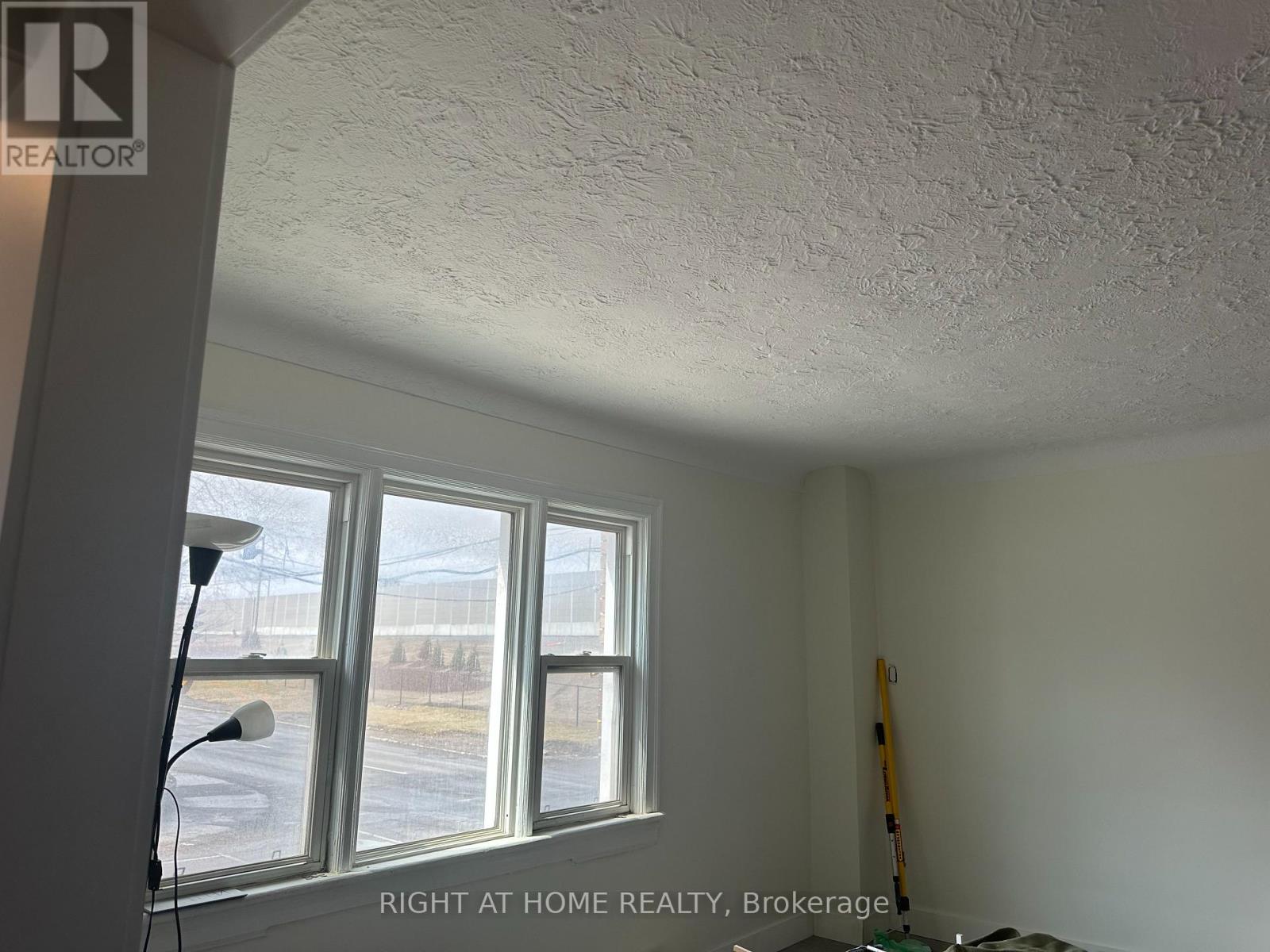 55 Glendale Avenue S, Ottawa, Ontario  K1S 1W3 - Photo 35 - X12873522