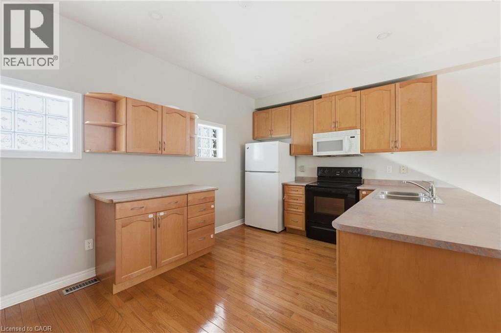 100 Beddoe Drive Unit# 25, Hamilton, Ontario  L8P 4Z2 - Photo 9 - 40801845