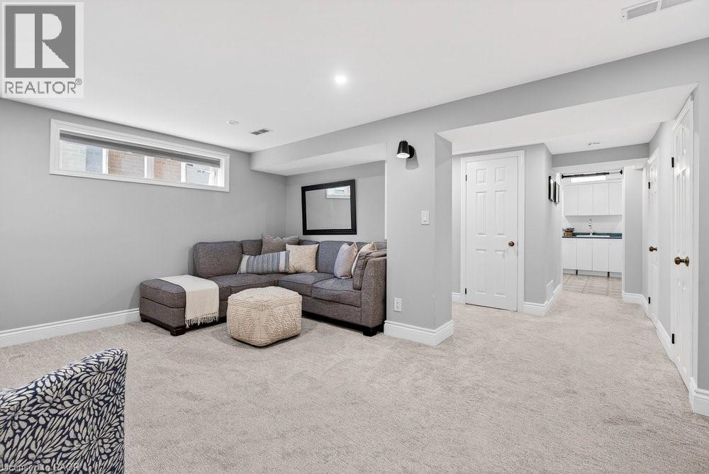 1525 Holburne Road, Mississauga, Ontario  L5E 2L7 - Photo 32 - 40814648