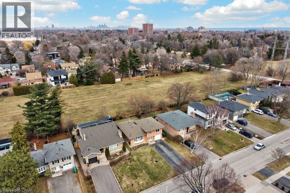 1525 Holburne Road, Mississauga, Ontario  L5E 2L7 - Photo 45 - 40814648