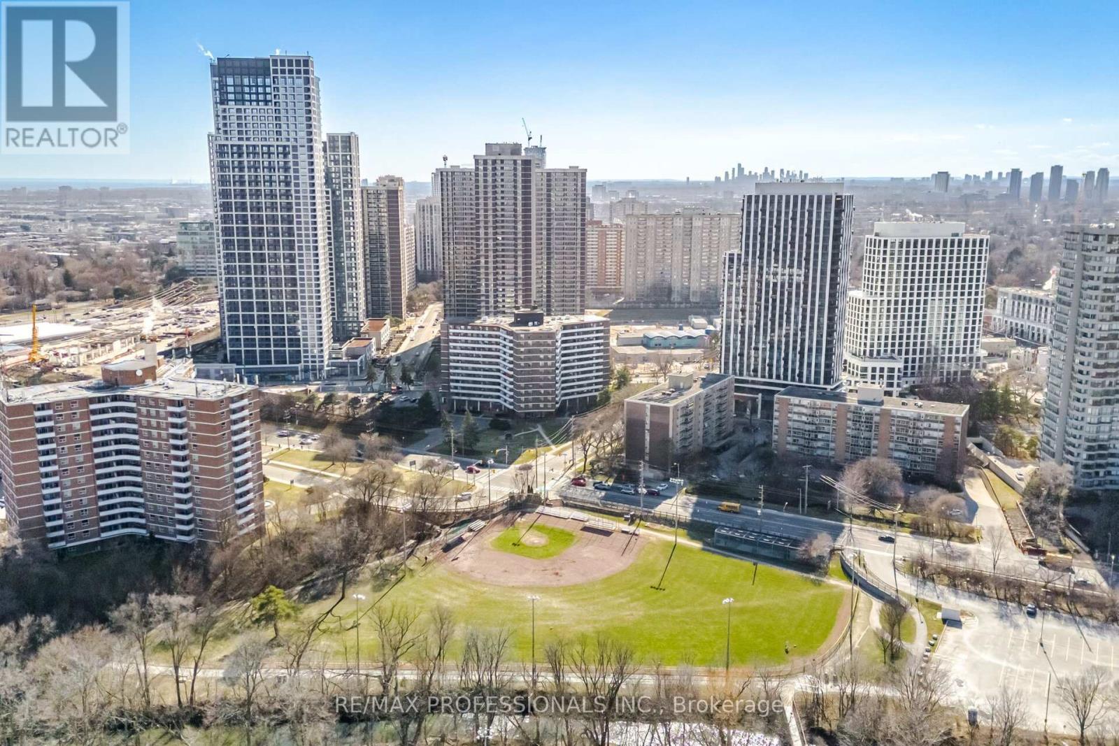 1 Loyalist Road, Toronto, Ontario  M9A 3P2 - Photo 50 - W12944794