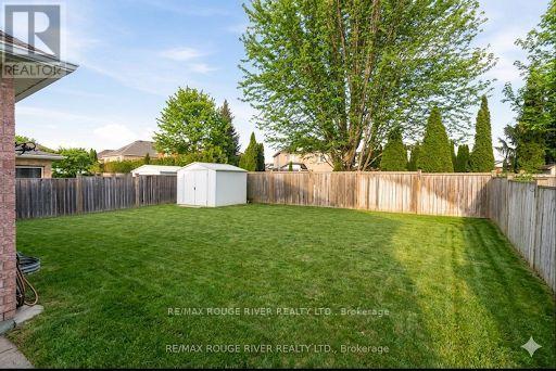 106 Tormina Boulevard, Whitby, Ontario  L1R 3B5 - Photo 36 - E12827428