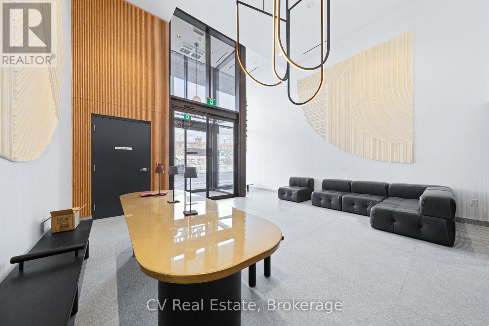 810 - 2625 Dundas Street W, Toronto, Ontario  M6P 0C5 - Photo 13 - W12956764