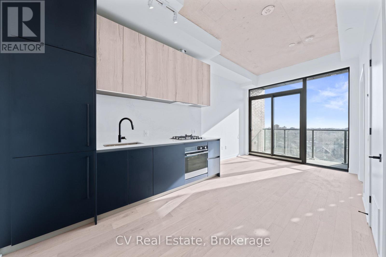 810 - 2625 Dundas Street W, Toronto, Ontario  M6P 0C5 - Photo 18 - W12956764