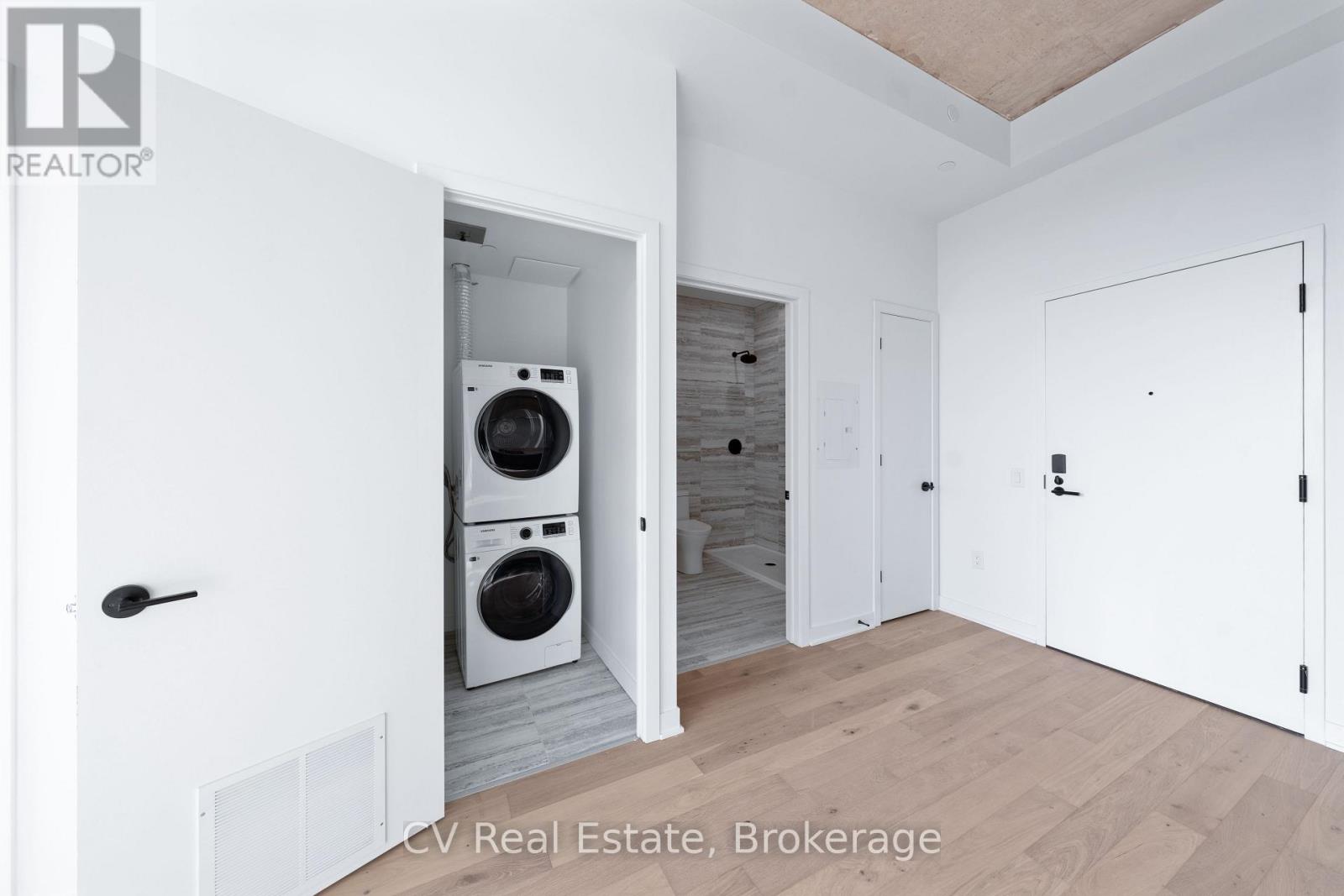 810 - 2625 Dundas Street W, Toronto, Ontario  M6P 0C5 - Photo 32 - W12956764