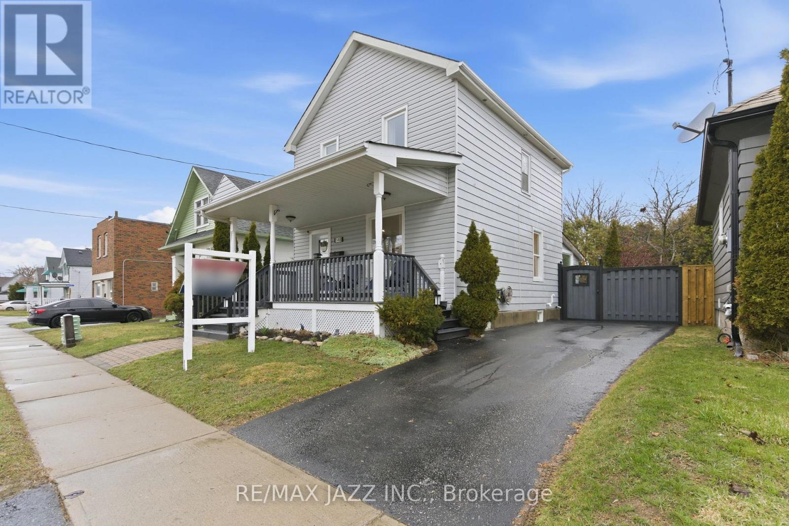 148 Conant Street, Oshawa, Ontario  L1H 3R8 - Photo 2 - E12956738