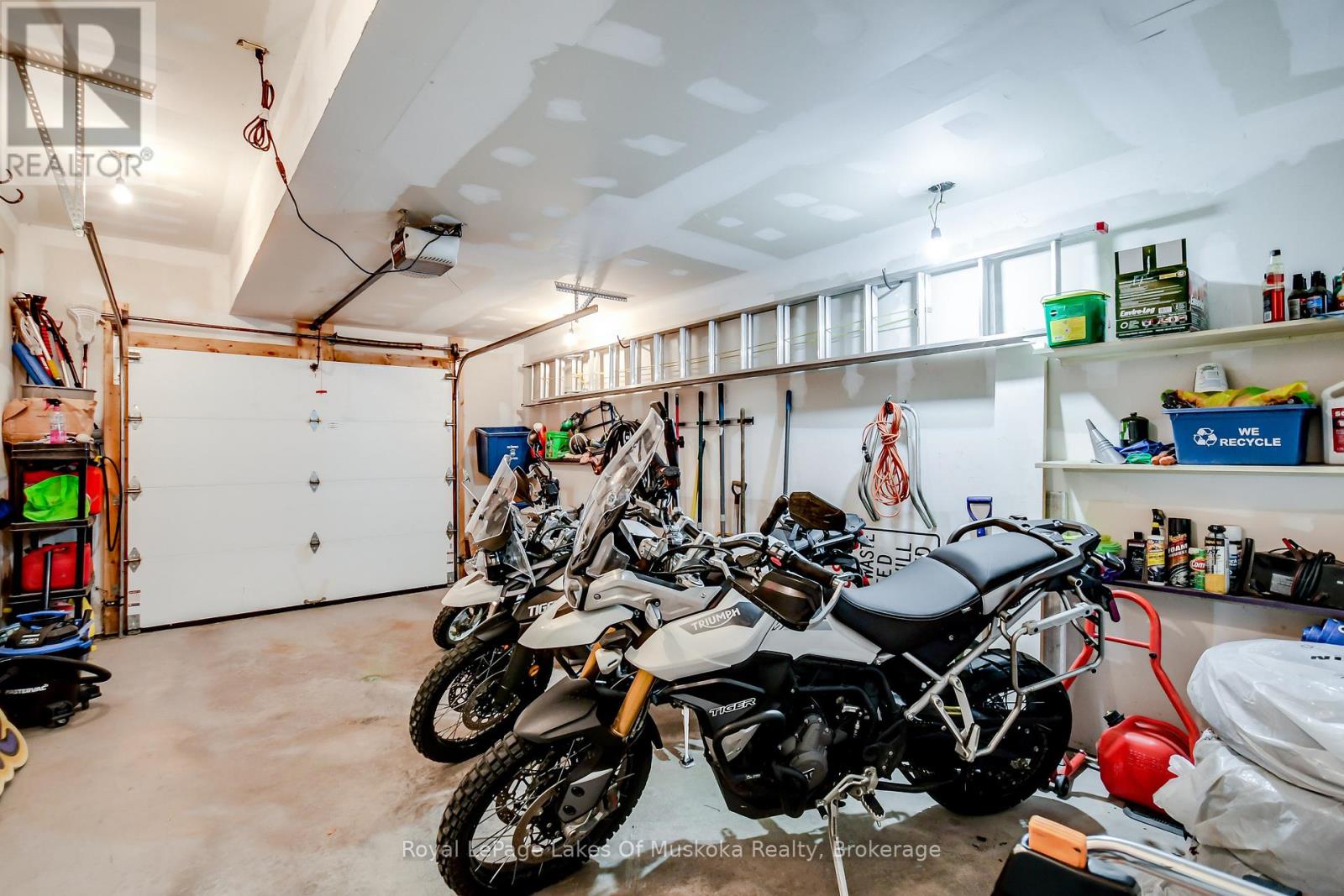 230 Ecclestone Drive, Bracebridge, Ontario  P1L 1G4 - Photo 40 - X12956736