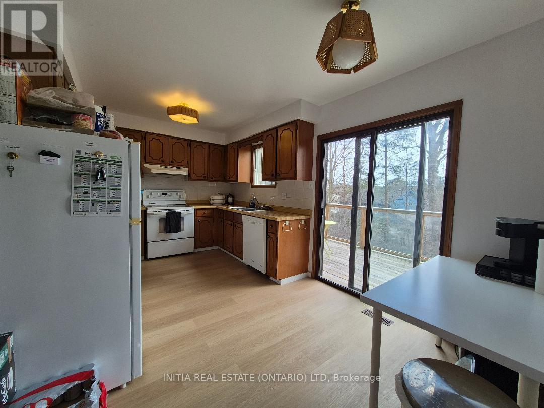 176 Chepstow Close, London North (North K), Ontario  N6G 3S2 - Photo 3 - X12956748