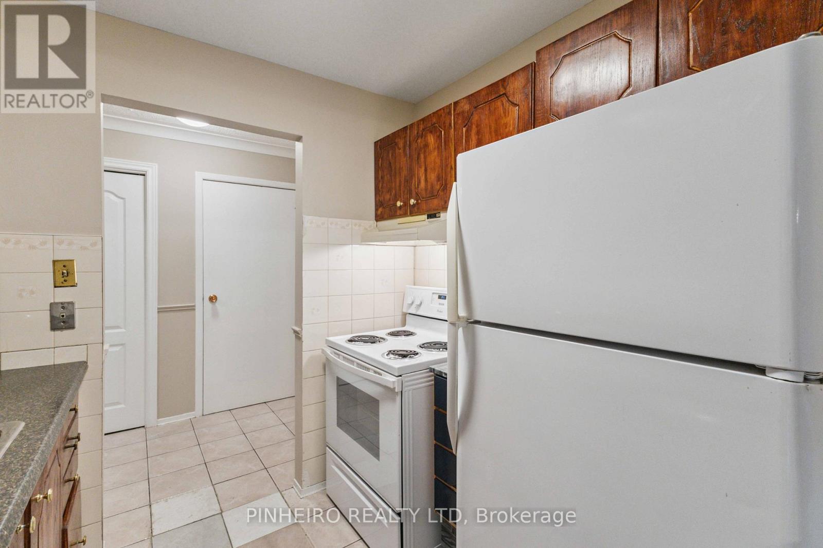 309 - 727 Deveron Crescent, London South, Ontario  N5Z 4X4 - Photo 8 - X12956758