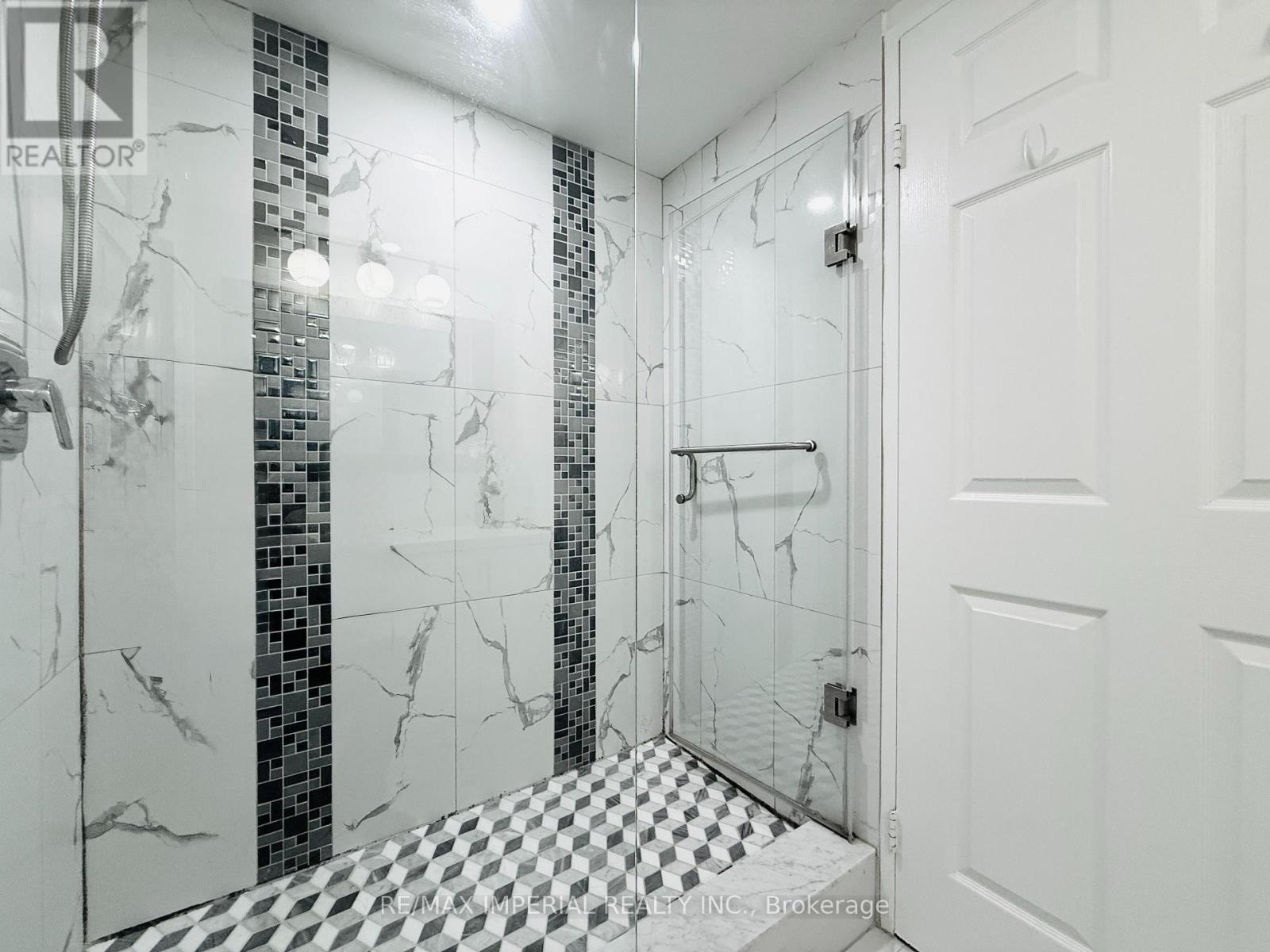 410 - 24 Wellesley Street W, Toronto, Ontario  M4Y 2X6 - Photo 9 - C12956730