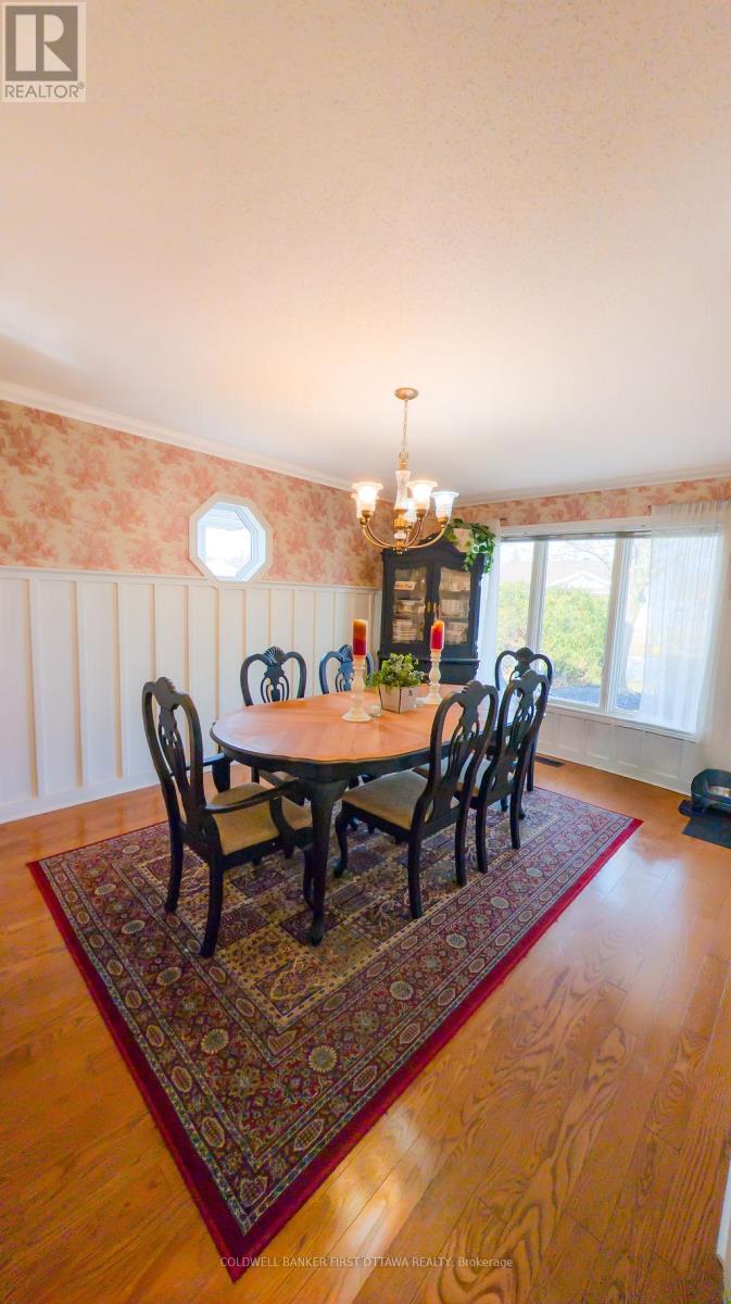 32 James Lewis Avenue, Ottawa, Ontario  K2S 1K5 - Photo 5 - X12956766