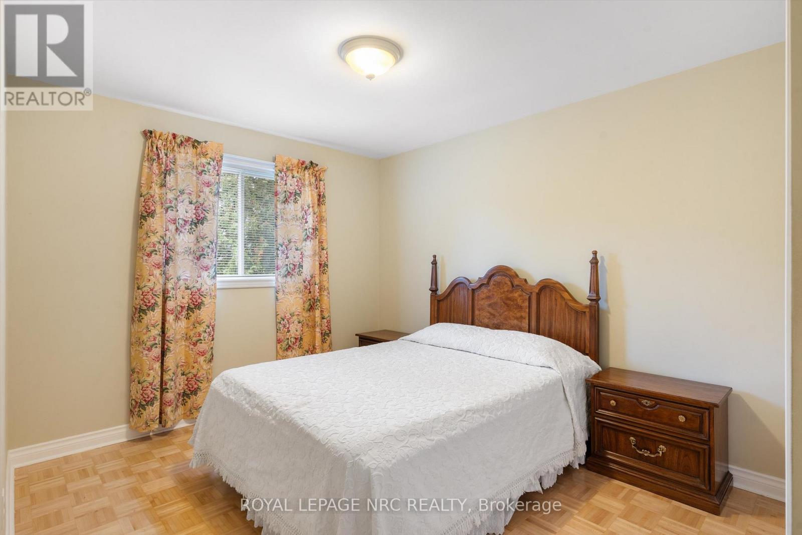 8 Dunbar Crescent, St. Catharines, Ontario  L2W 1A6 - Photo 23 - X12956722