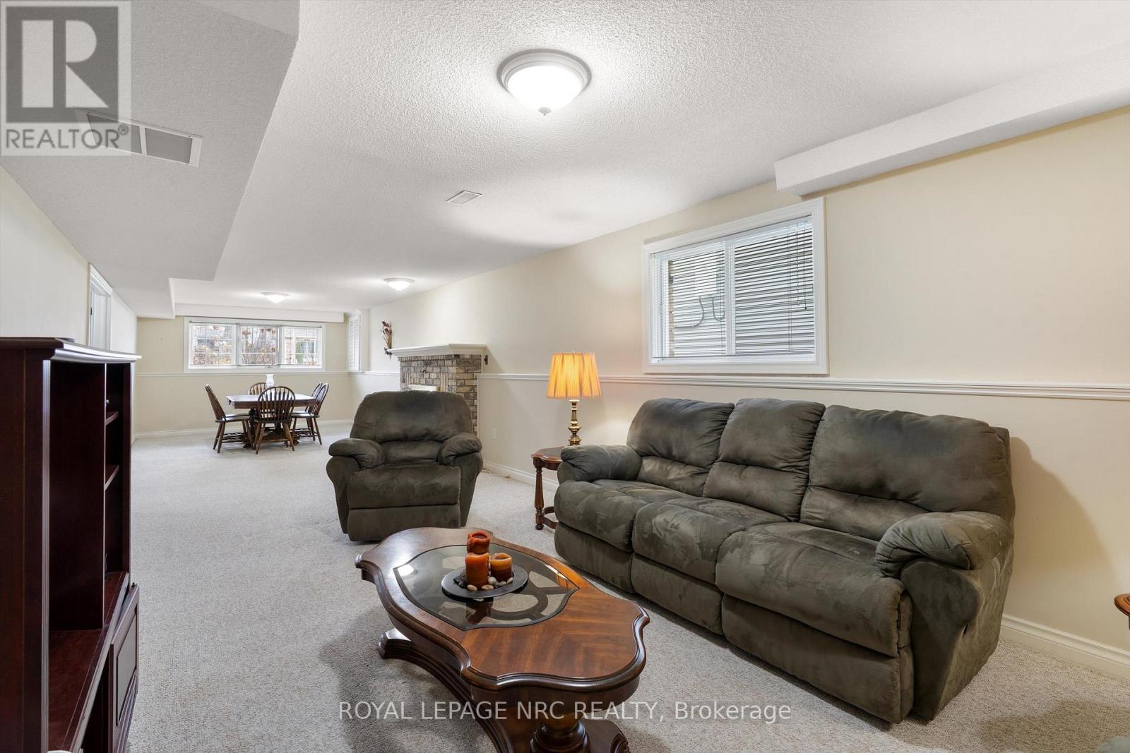 8 Dunbar Crescent, St. Catharines, Ontario  L2W 1A6 - Photo 30 - X12956722