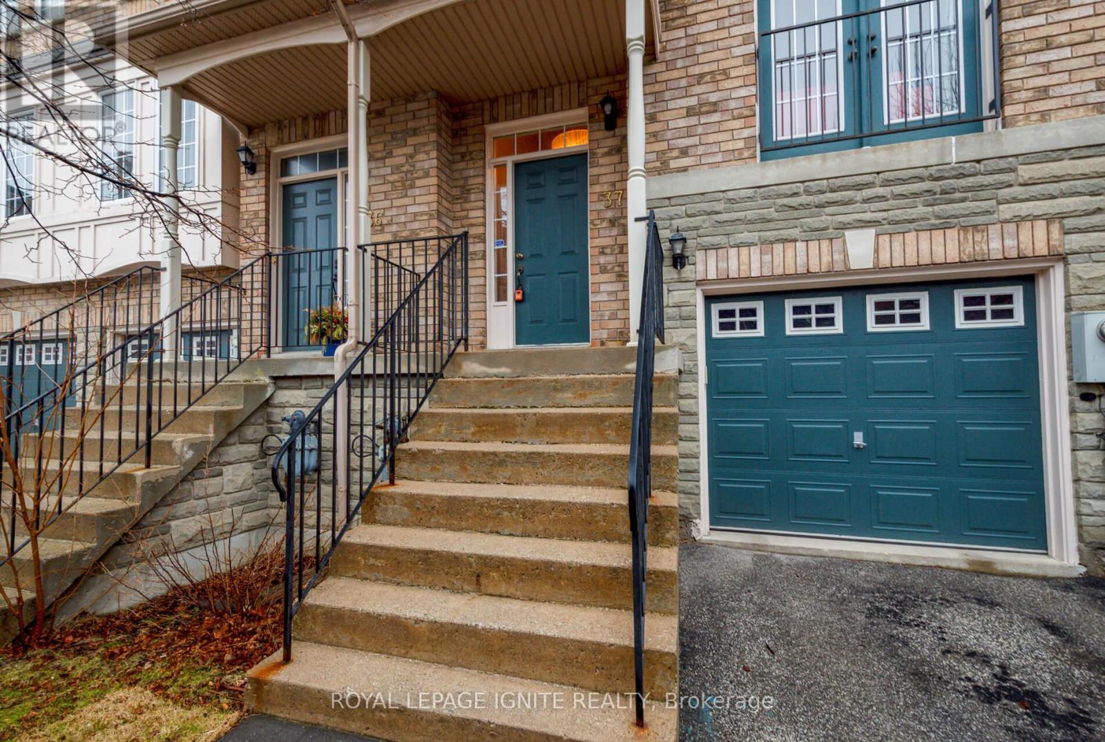 37 - 19 Foxchase Avenue, Vaughan, Ontario  L4L 9N1 - Photo 3 - N12952758
