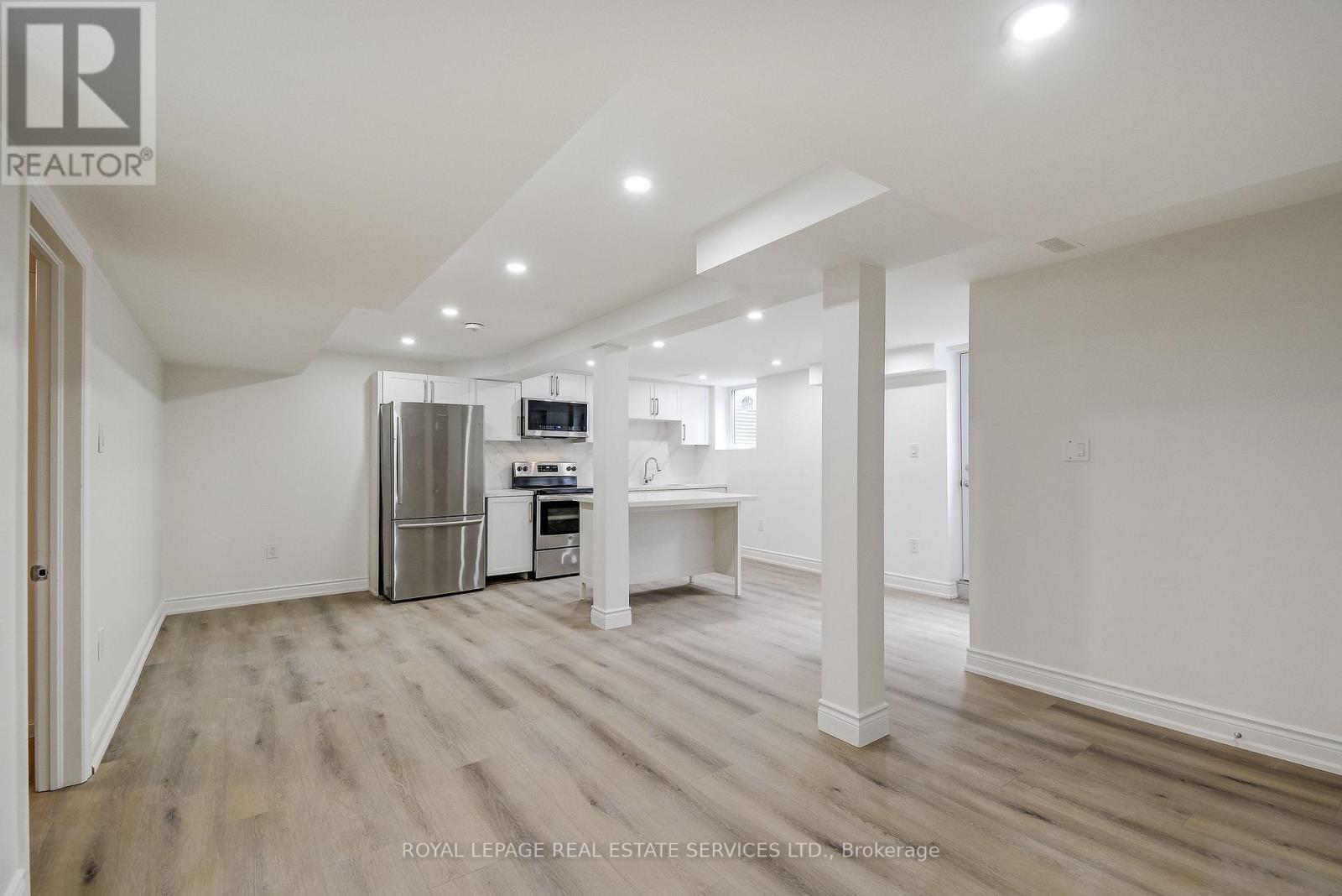 Lower - 277 Mississaga Street, Oakville, Ontario  L6L 6J8 - Photo 19 - W12956726