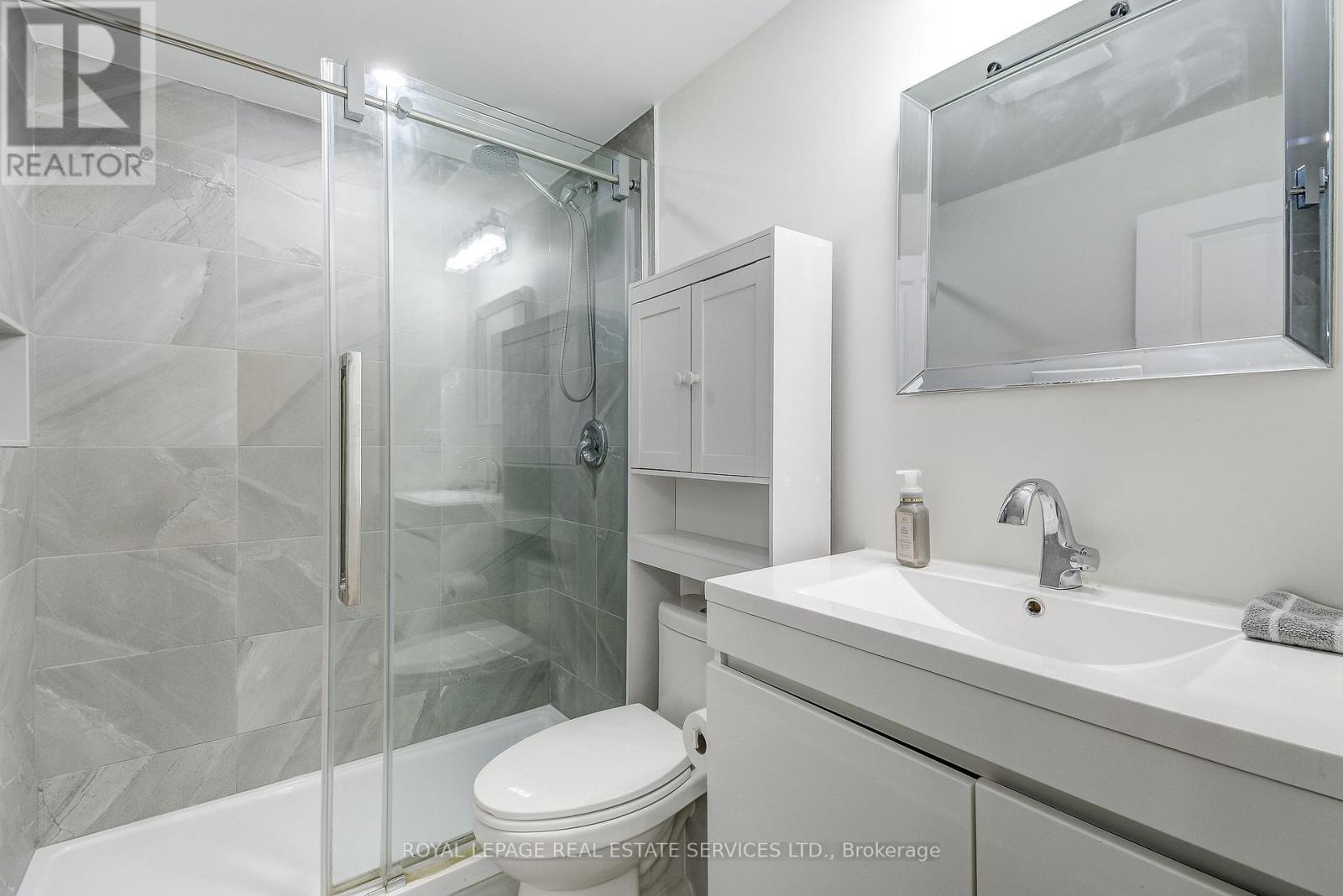 Lower - 277 Mississaga Street, Oakville, Ontario  L6L 6J8 - Photo 26 - W12956726