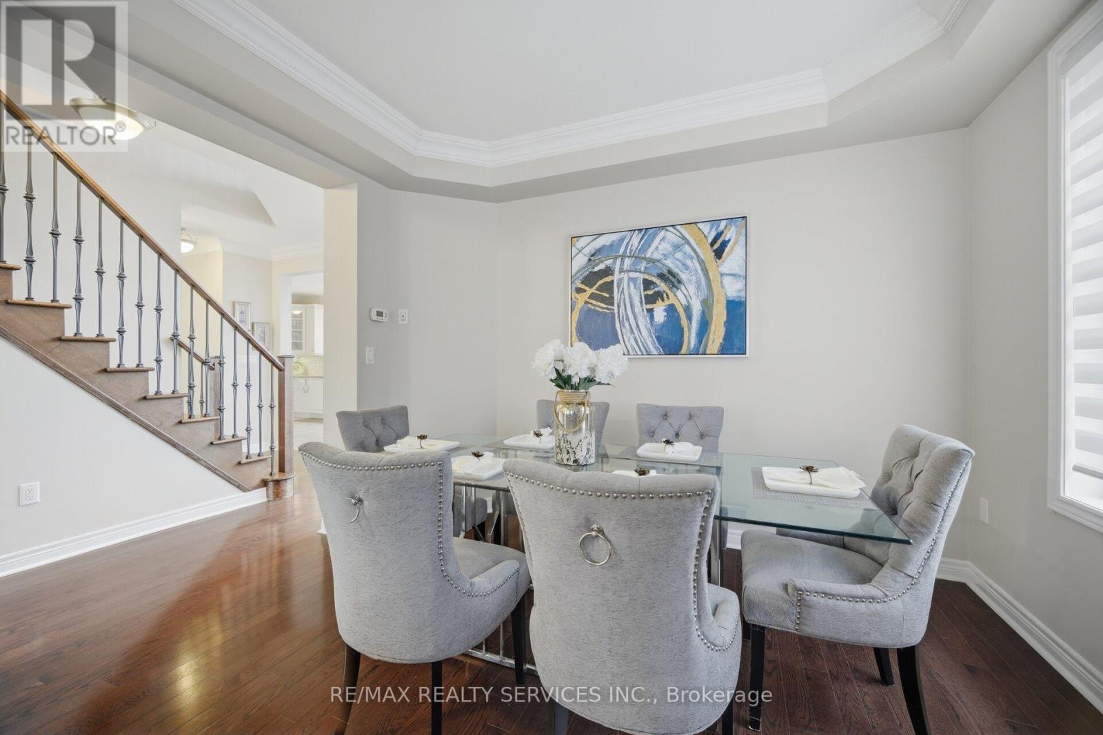 23 Twistleton Street, Caledon, Ontario  L7C 3V9 - Photo 14 - W12956728