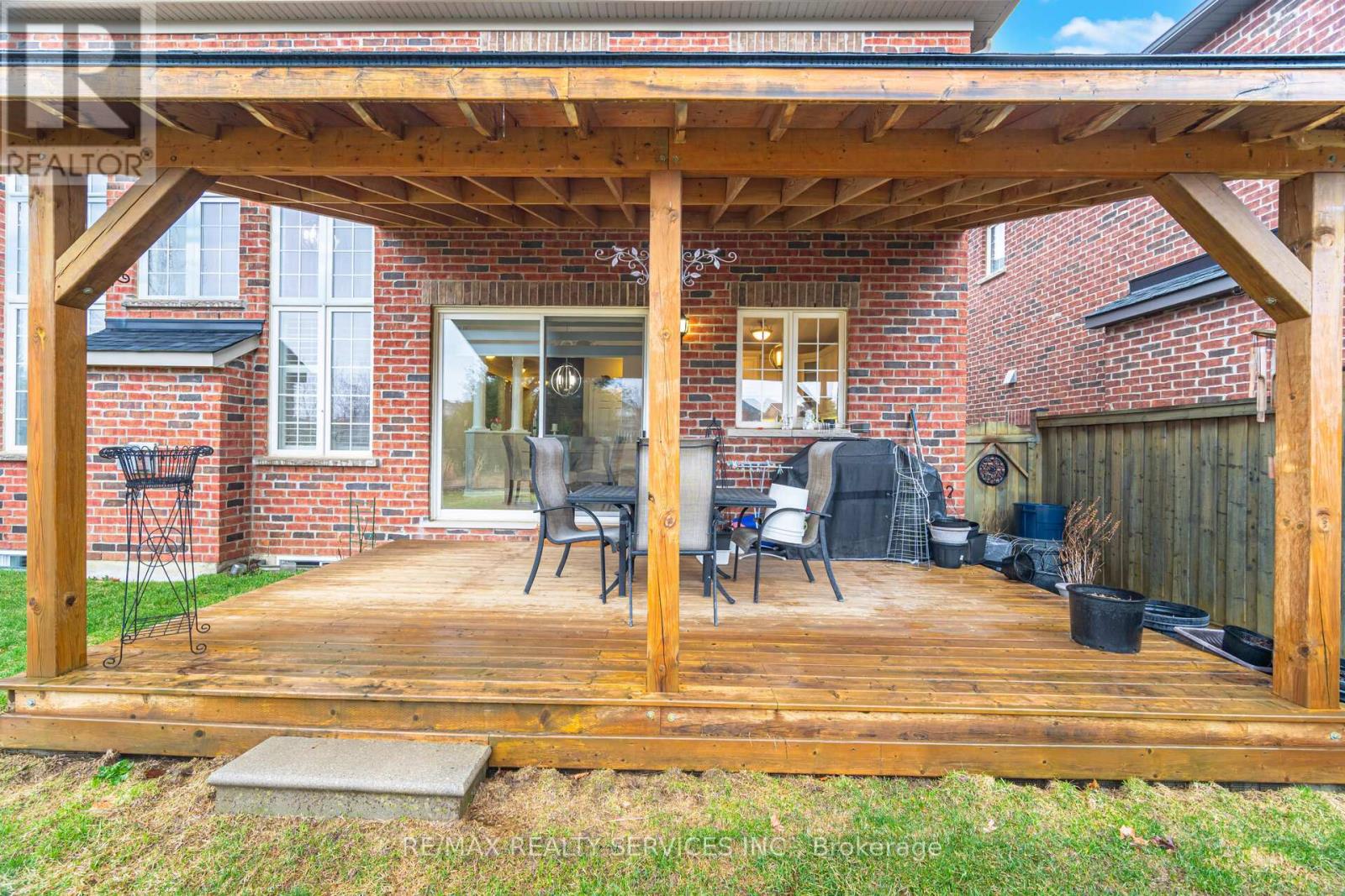 23 Twistleton Street, Caledon, Ontario  L7C 3V9 - Photo 48 - W12956728