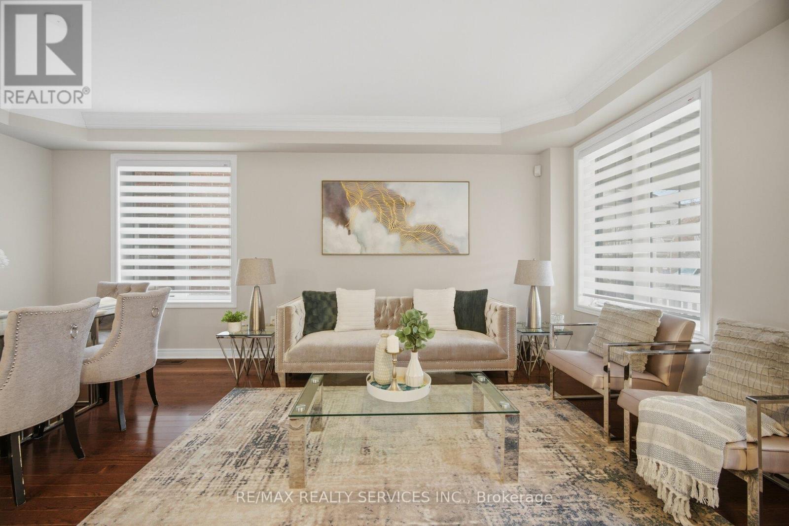 23 Twistleton Street, Caledon, Ontario  L7C 3V9 - Photo 9 - W12956728