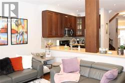 2530 Longridge Crescent, Oakville, Ontario  L6H 6S2 - Photo 8 - W12956756