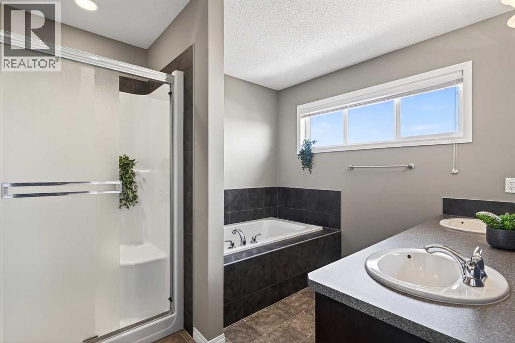 186 Covecreek Place NE, Calgary, Alberta  T3K 0L3 - Photo 28 - A2294333