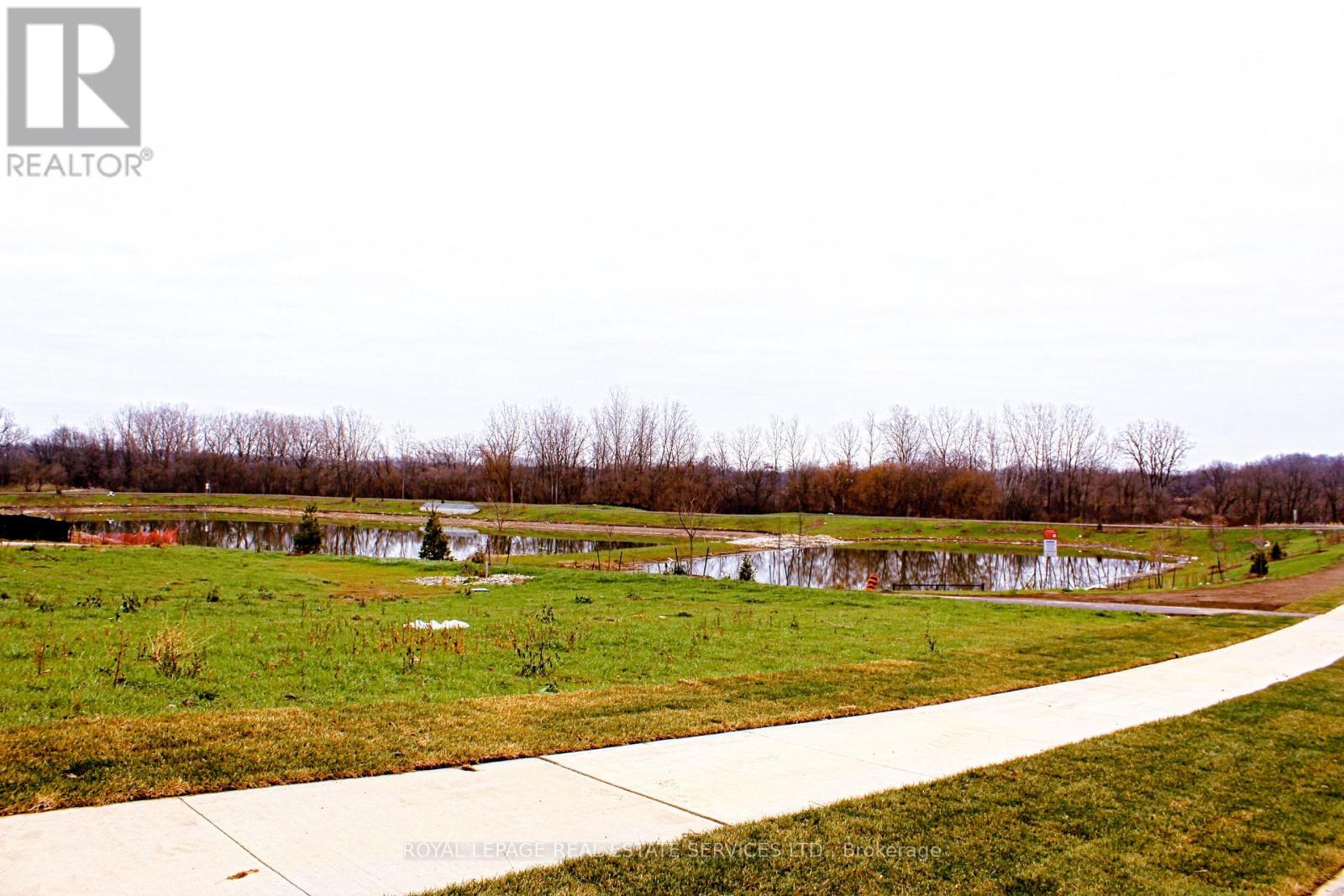 24 Copeman Avenue, Brantford, Ontario  N3V 0B3 - Photo 3 - X12956752