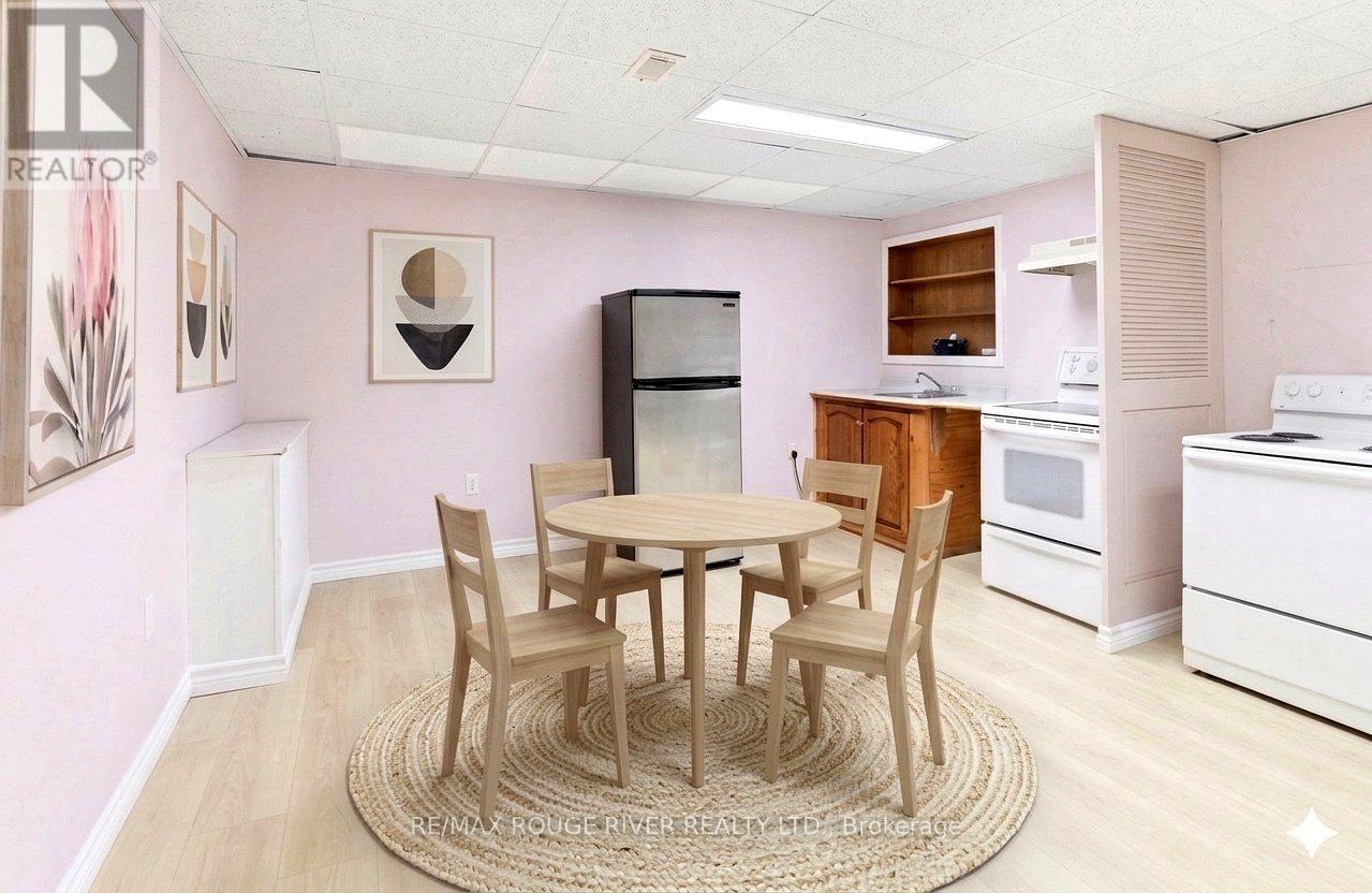 98 Applewood Crescent, Whitby, Ontario  L1N 2E7 - Photo 35 - E12947574