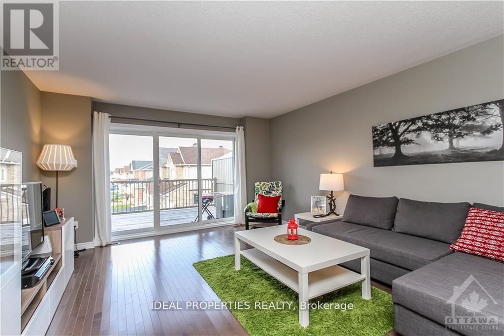 524 Silvertip Lane, Ottawa, Ontario  K2T 0H7 - Photo 12 - X12955546
