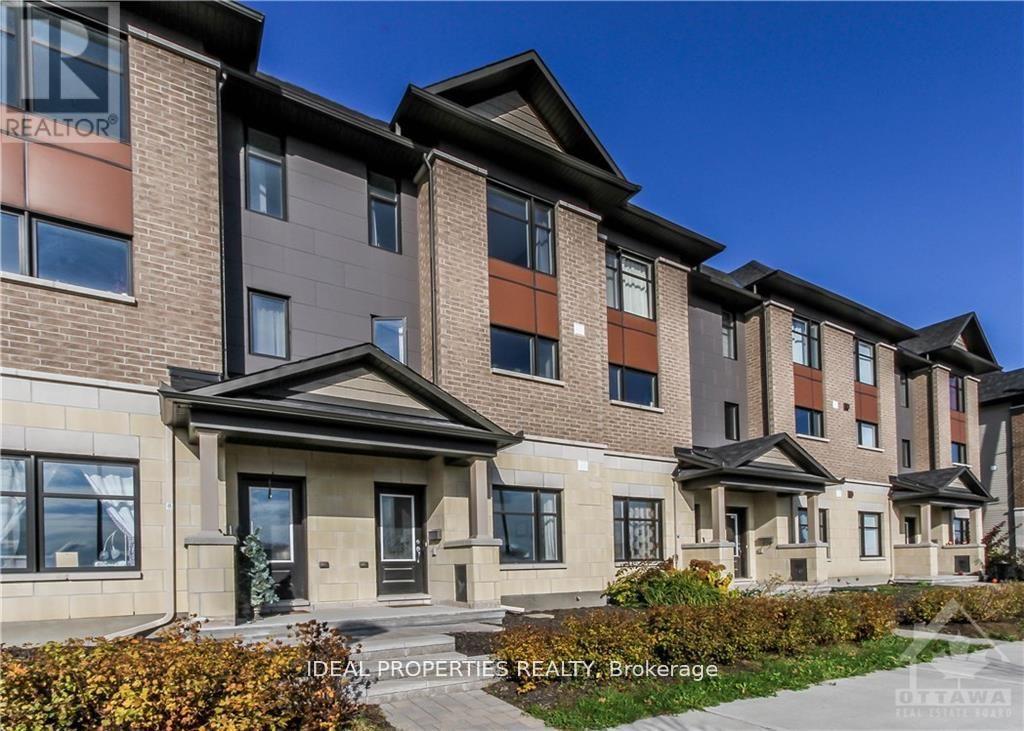 <h3>$2,300 Monthly</h3><p>524 Silvertip Lane, Ottawa, Ontario</p>