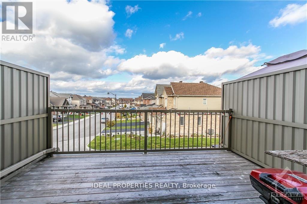 524 Silvertip Lane, Ottawa, Ontario  K2T 0H7 - Photo 9 - X12955546