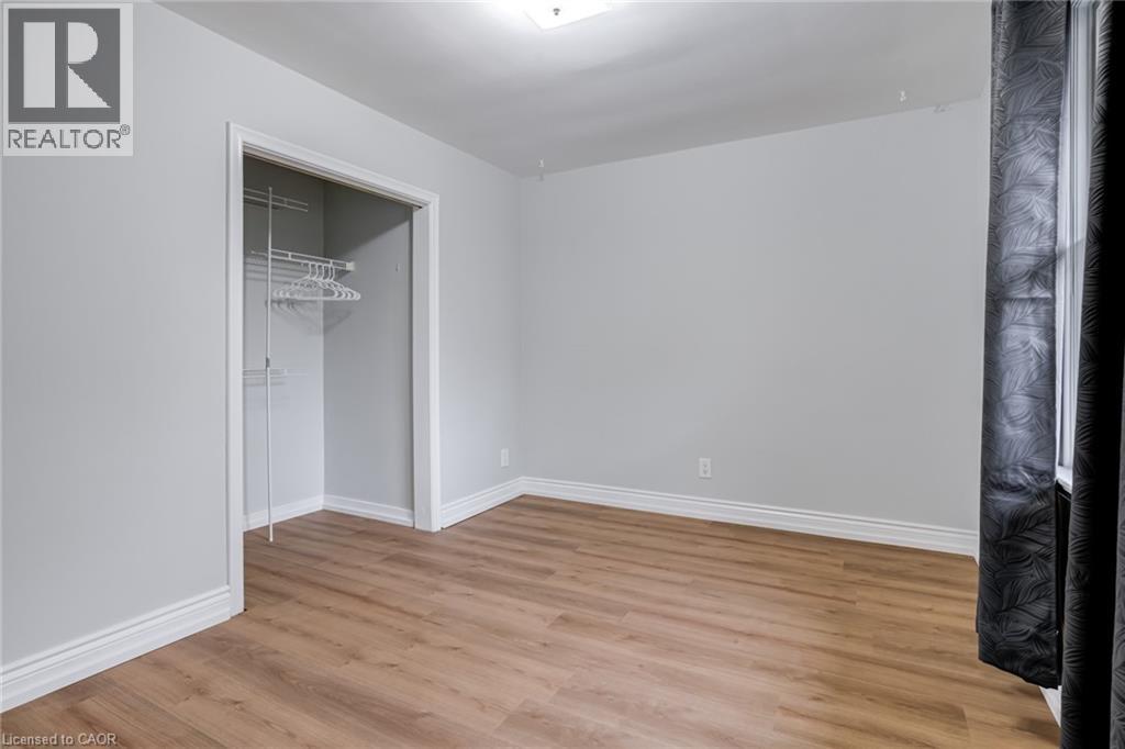 63 Seneca Avenue, Hamilton, Ontario  L9B 1L8 - Photo 15 - 40817610