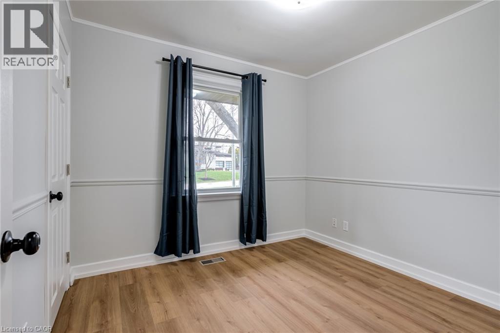 63 Seneca Avenue, Hamilton, Ontario  L9B 1L8 - Photo 19 - 40817610