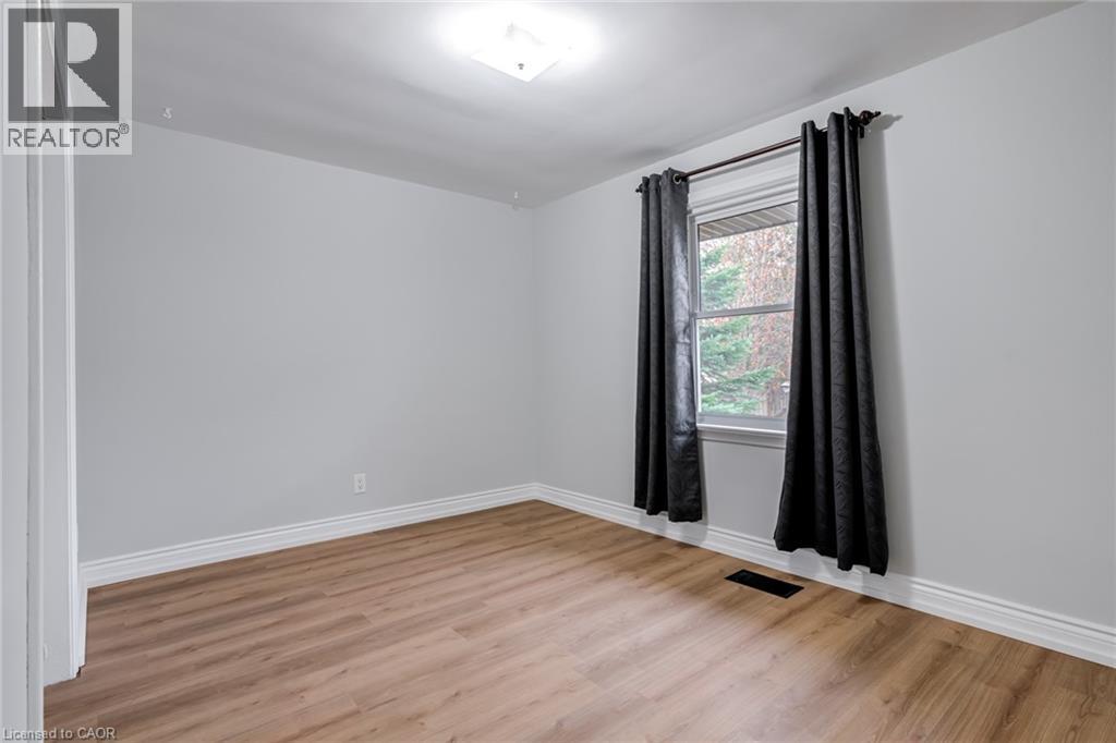 63 Seneca Avenue, Hamilton, Ontario  L9B 1L8 - Photo 14 - 40817610