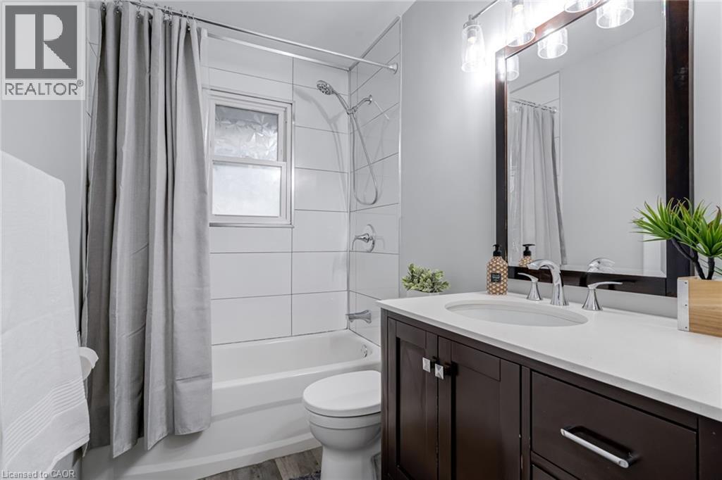 63 Seneca Avenue, Hamilton, Ontario  L9B 1L8 - Photo 21 - 40817610