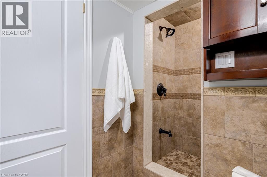 63 Seneca Avenue, Hamilton, Ontario  L9B 1L8 - Photo 31 - 40817610