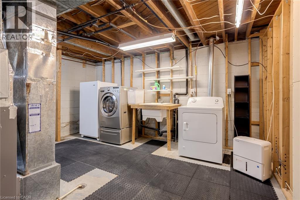 63 Seneca Avenue, Hamilton, Ontario  L9B 1L8 - Photo 32 - 40817610