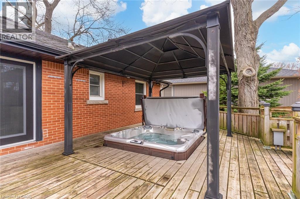 63 Seneca Avenue, Hamilton, Ontario  L9B 1L8 - Photo 37 - 40817610