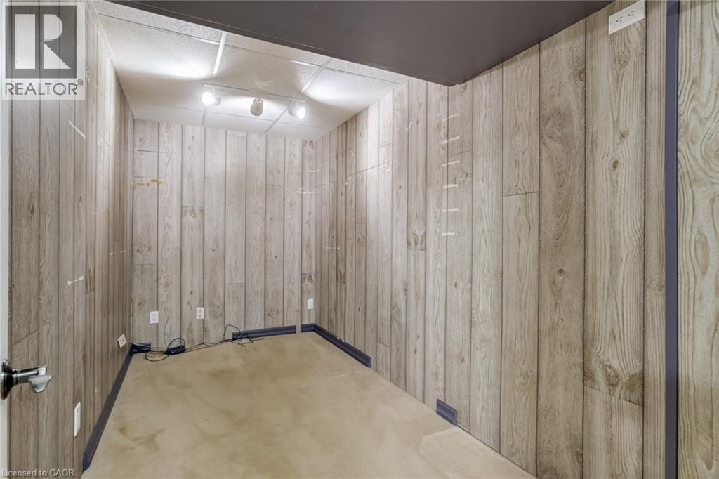 63 Seneca Avenue, Hamilton, Ontario  L9B 1L8 - Photo 34 - 40817610