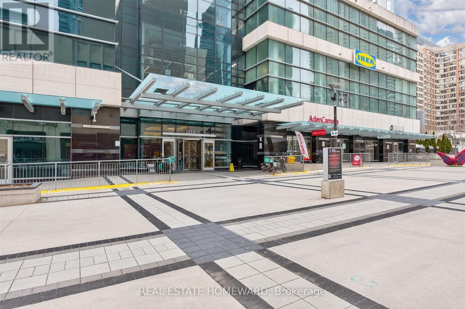 5208 - 386 Yonge Street, Toronto, Ontario  M5B 0A5 - Photo 25 - C12956800