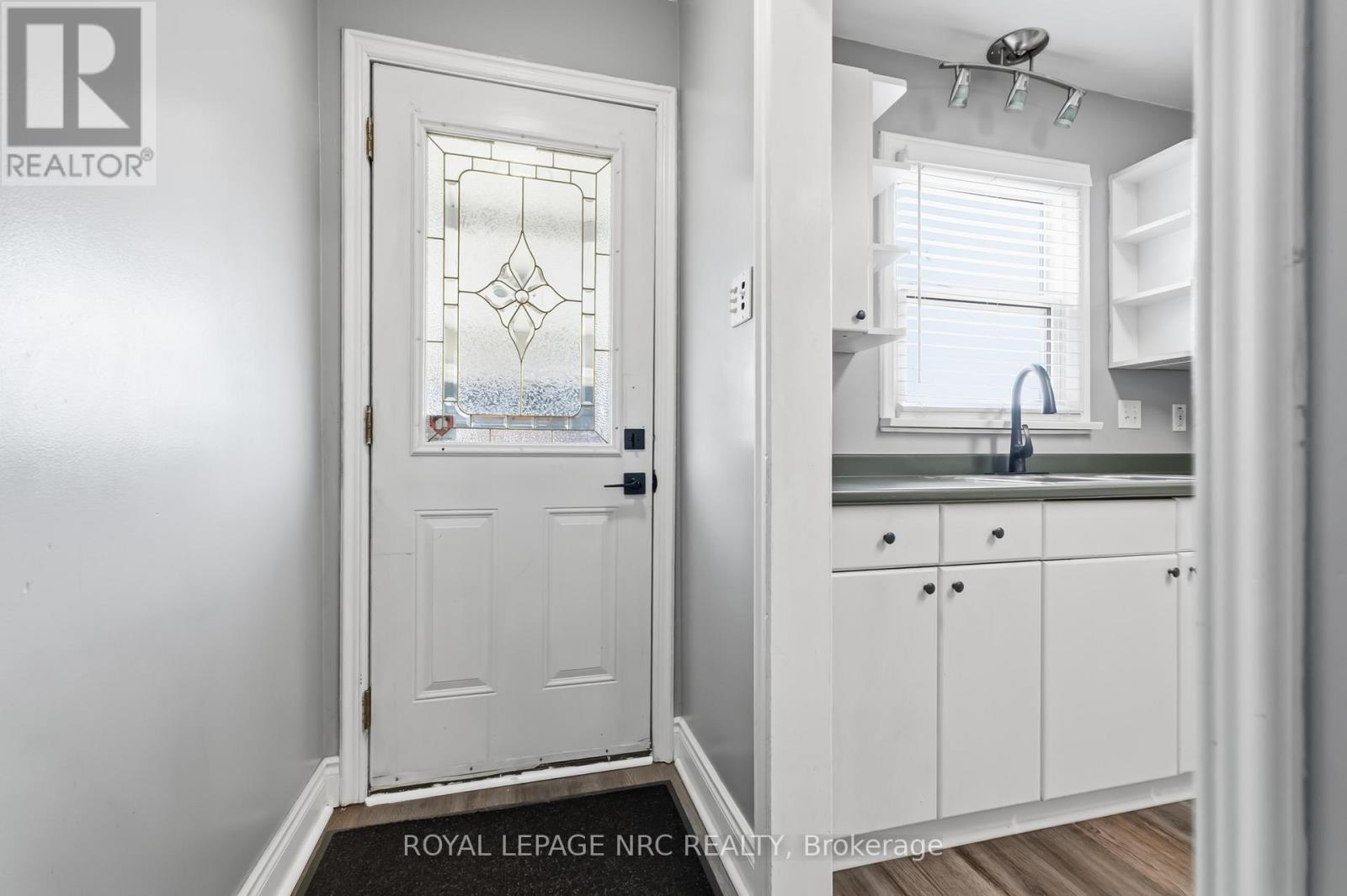 45 Shakespeare Avenue, St. Catharines, Ontario  L2R 6M8 - Photo 10 - X12956774