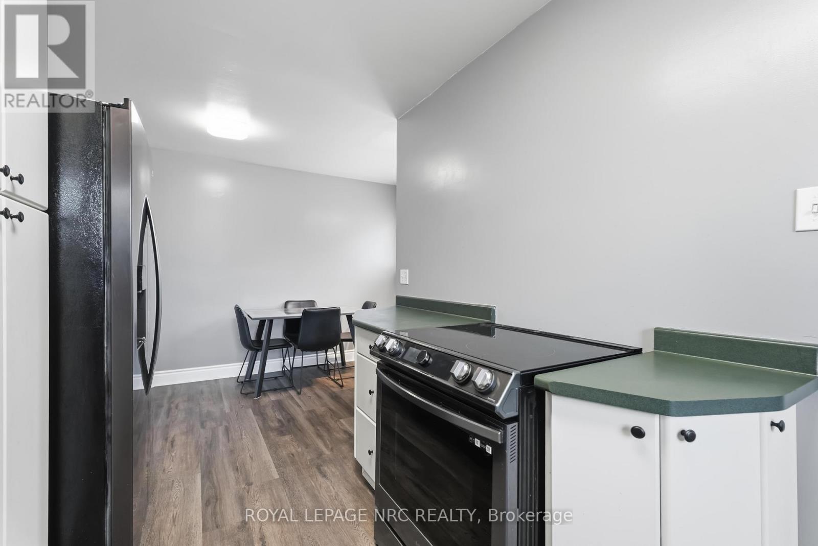 45 Shakespeare Avenue, St. Catharines, Ontario  L2R 6M8 - Photo 22 - X12956774