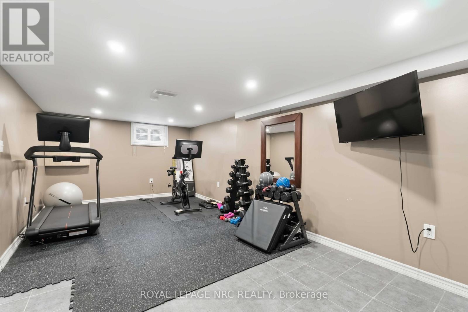 45 Shakespeare Avenue, St. Catharines, Ontario  L2R 6M8 - Photo 36 - X12956774