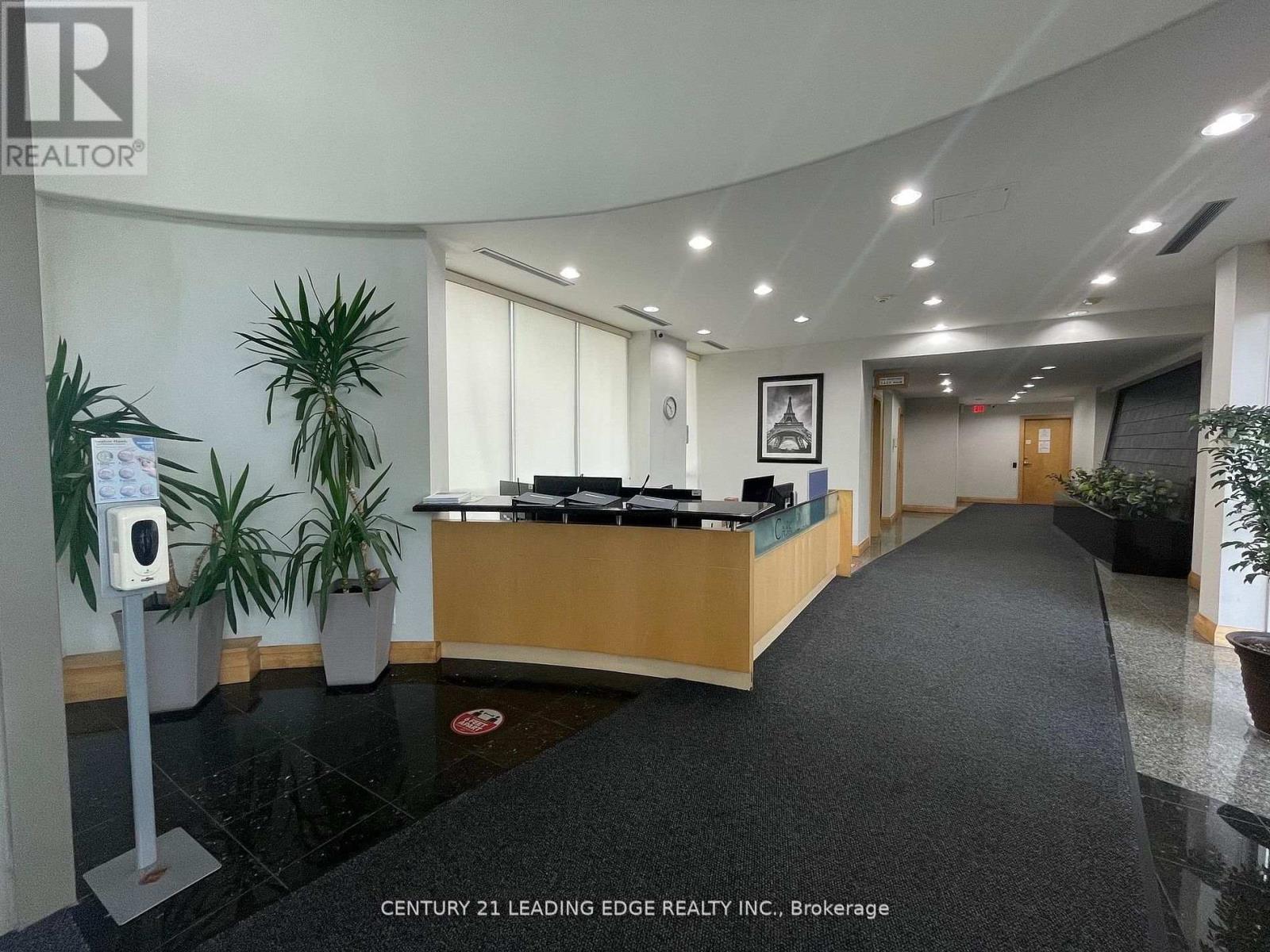 502 - 7373 Kennedy Road, Markham (Milliken Mills East), Ontario  L3R 1H6 - Photo 3 - N12956784