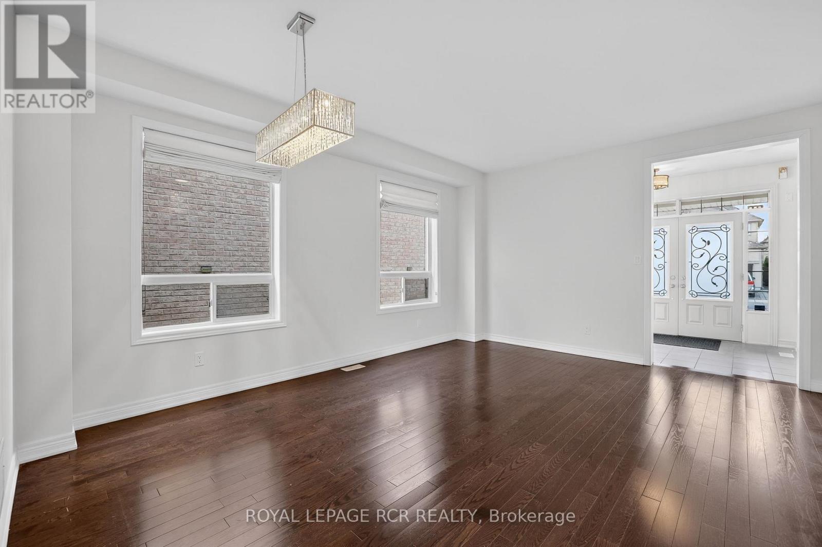 82 Lampkin Street, Georgina, Ontario  L0E 1R0 - Photo 6 - N12956796